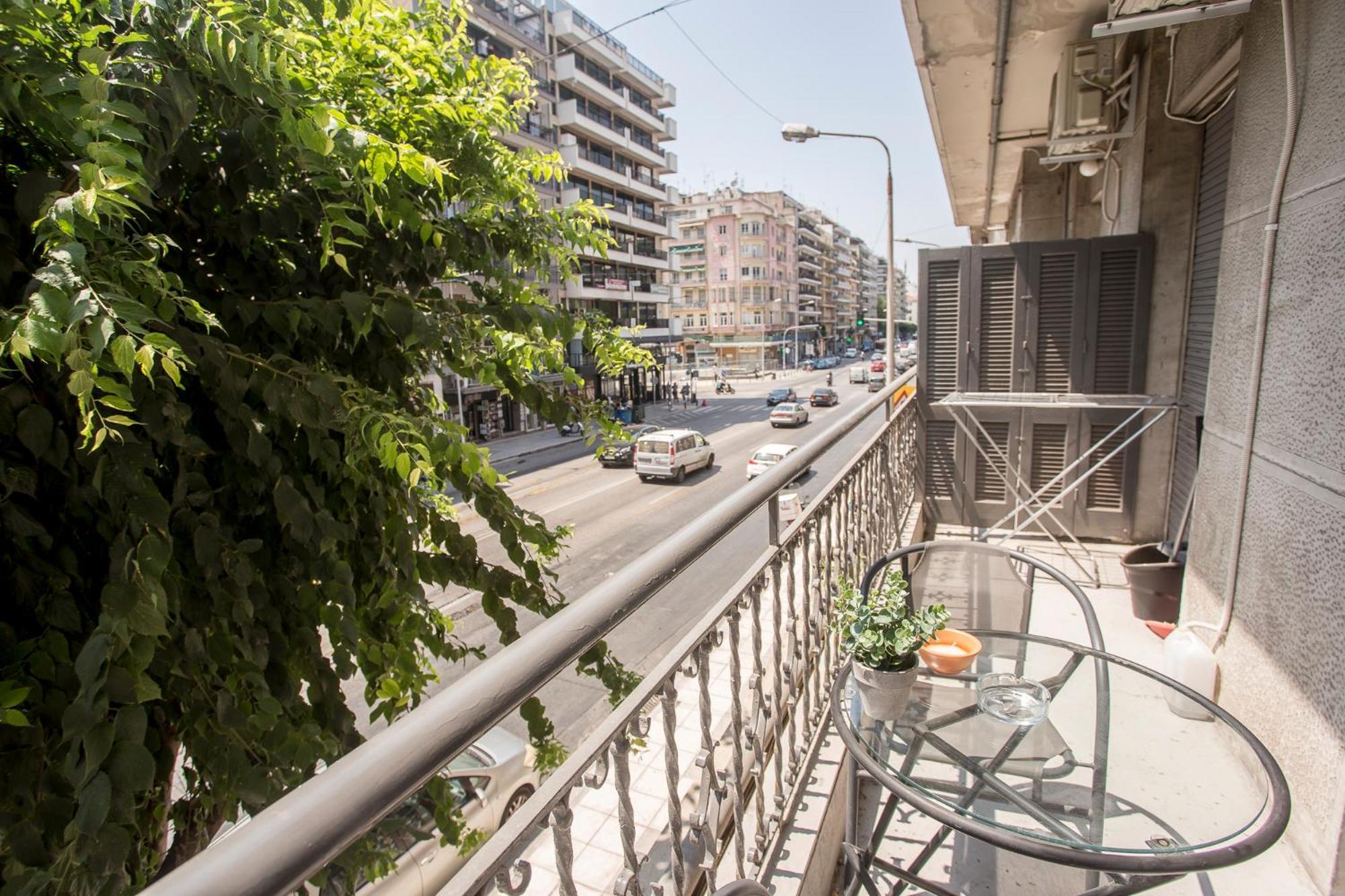 Closer "Egnatia Apartment 1" Tessalónica Exterior foto